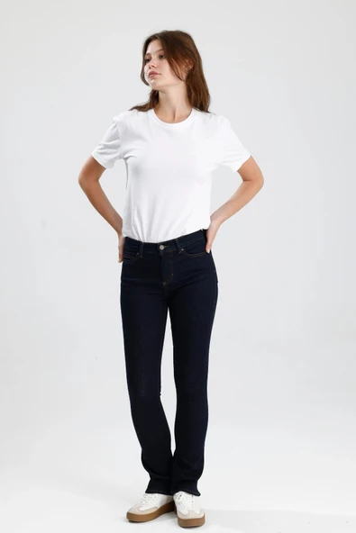 #KadınPantolon Koyu Indigo Denim Monica24 Boot Cut Kesim Yumuşak Doğal His Veren Kadın Jean Pantolon ürün görseli 1