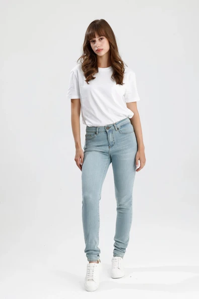 Özel Tasarım Açık Renk Indigo Denim Rahat Doğal Yumuşak Mira12 Skinny Fit Kadın Jean Pantolon ürün görseli 1