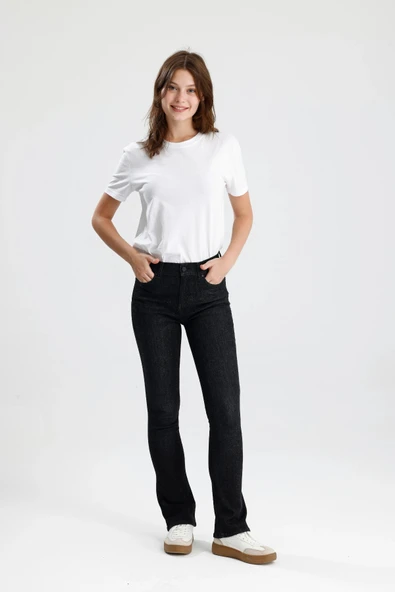 Özel Seri Koyu Indigo Denim Monica24 Yumuşak Doğal His Veren Kadın Jean Pantolon ürün görseli 1