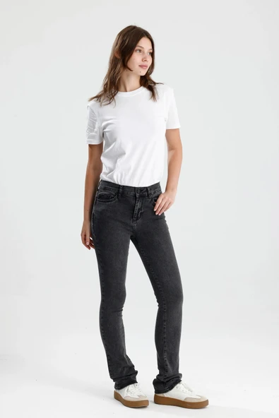 Yeni Sezon Boot Cut Monica24 Koyu Gri Denim Düz Kesim Sade Şık Kadın Jean Pantolon ürün görseli 1