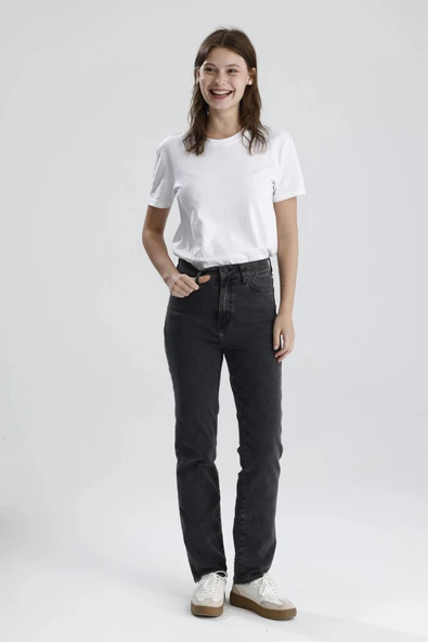 Yeni Sezon Nataly36 Yüksek Bel Düz Kesim Sade Şık Siyah Denim Kadın Jean Pantolon ürün görseli 1