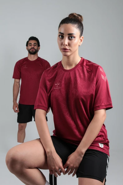 Hummel Dream Antrenman Tişört Bordo ürün görseli 1