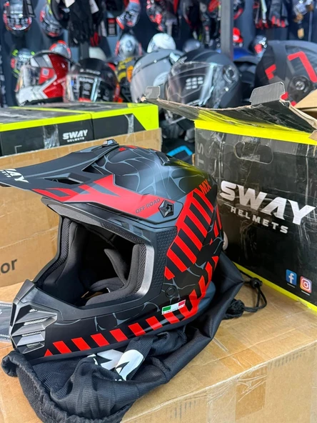 SWAY SW 618 ALERT MAT BLACK RED ÇOCUK CROSS KASKI ürün görseli 1