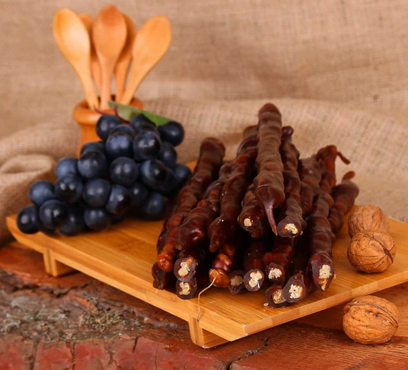Siyah Pekmez Sucuğu - Cevizli (1 kg) ürün görseli 1
