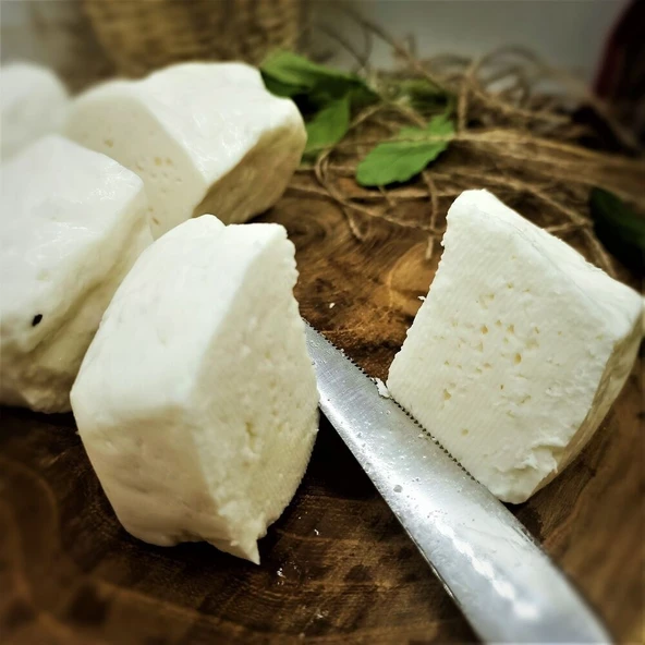 Tam Yağlı Maraş Sıkma Peyniri 500 Gr. ürün görseli 1
