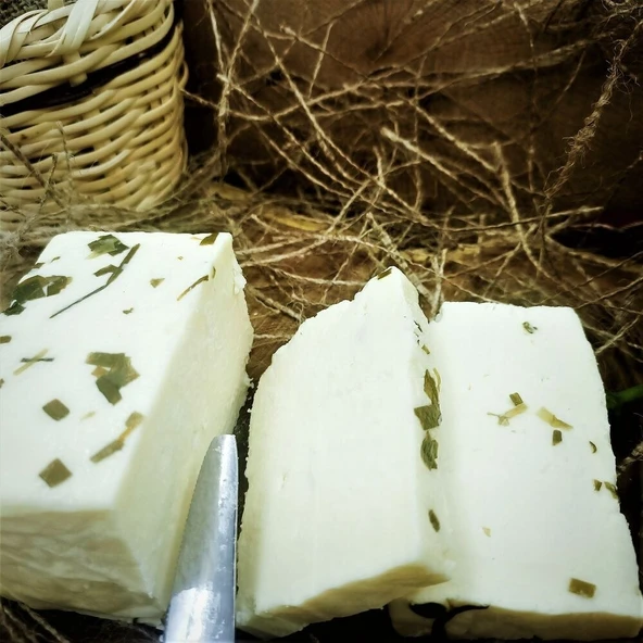 Tam Yağlı Otlu Peynir (500 Gr) ürün görseli 1