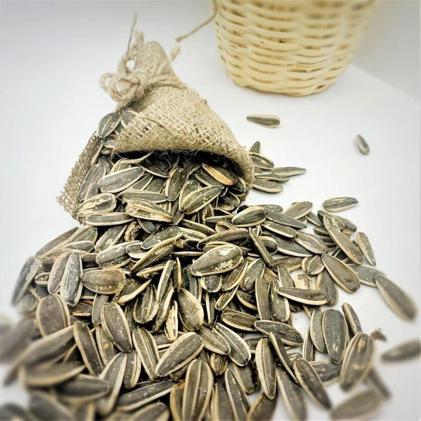 Siyah Çekirdek Tuzlu ( 500 gr  ) ürün görseli 1
