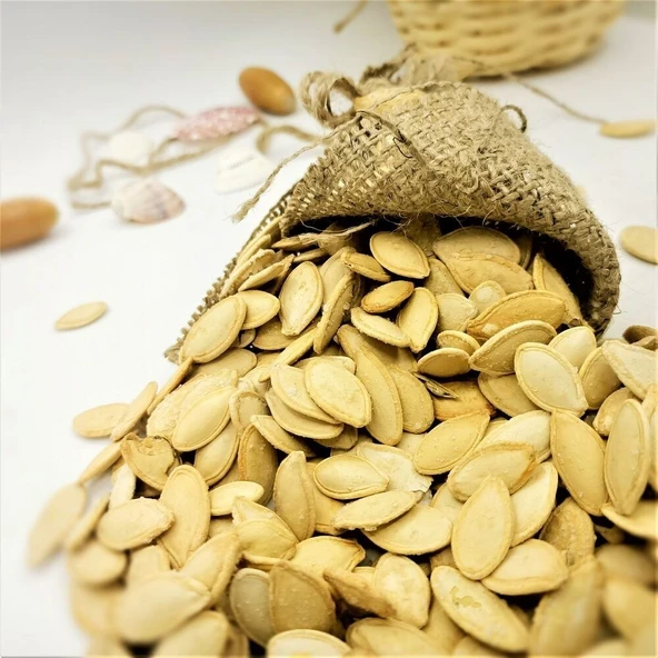 Kavrulmuş Tuzlu Kabak Çekirdeği ( 500 gr ) ürün görseli 1