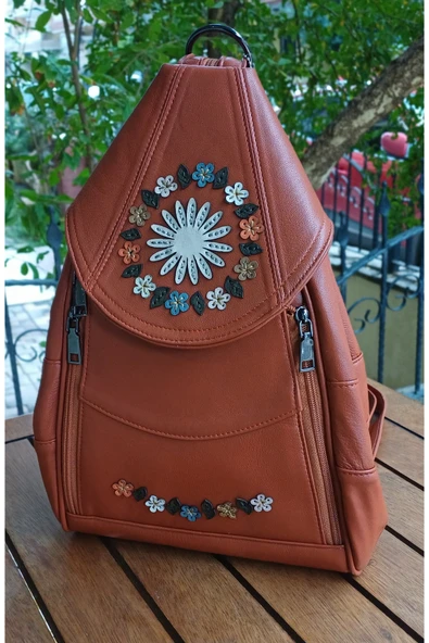 Durush Collection HAKİKİ DERİ, TASARIM EL İŞLEMESİ TABA RENGİ SIRT ÇANTASI ürün görseli 1