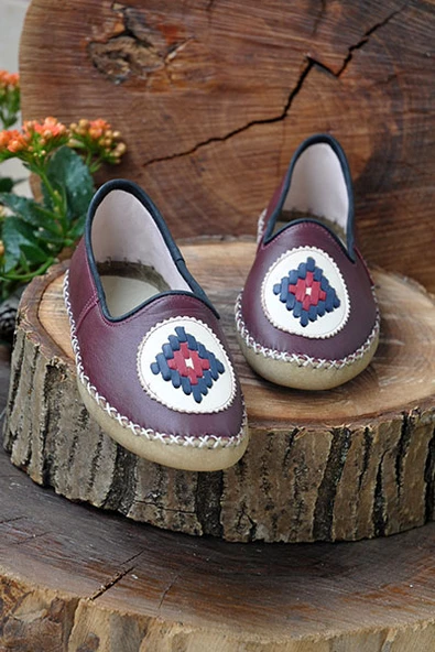 Nakışlı Bordo Bayan Sandalet - Resim 4
