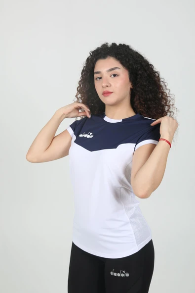 Diadora Aris Kadın Tişört Beyaz Lacivert ürün görseli 1