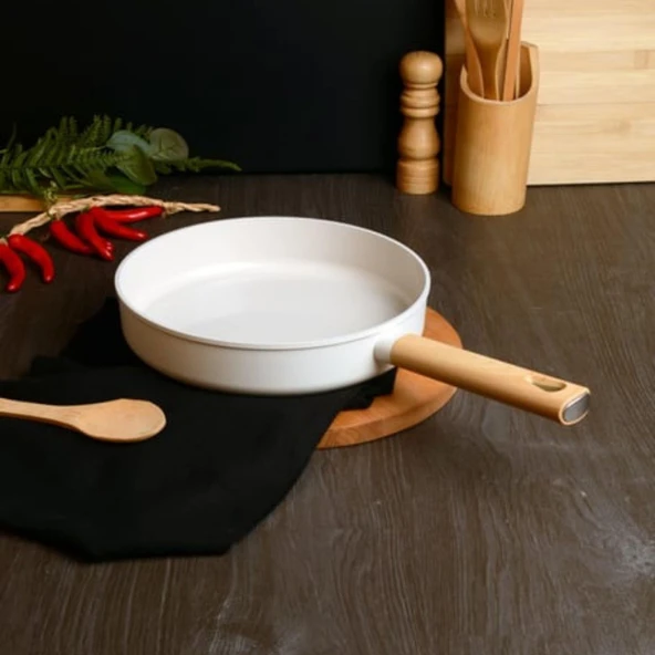 BELARIVA 26 CM BEYAZ AHSAP SAPLI  TAVA ürün görseli 1