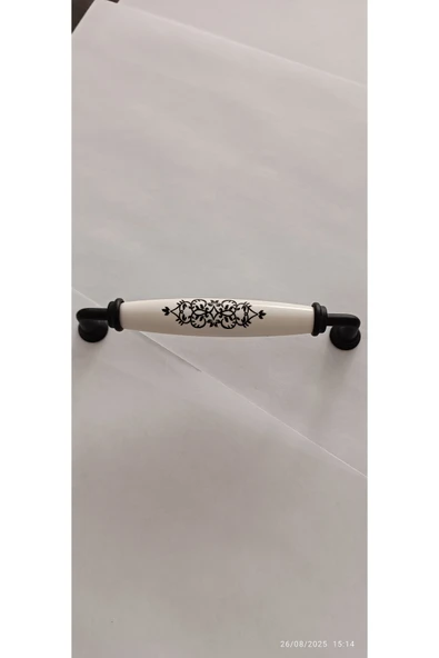 128 MM DOLAP KULP EFE SİYAH METAL AYAKLI BEYAZ LÜX POLİMER SİYAH DESENLİ MUTFAK BANYO ÇOÇUK ODASI ürün görseli 1