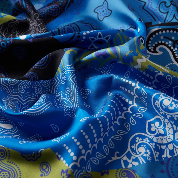 1221 İPEKEVİ EŞARP PATCHWORK ürün görseli 1