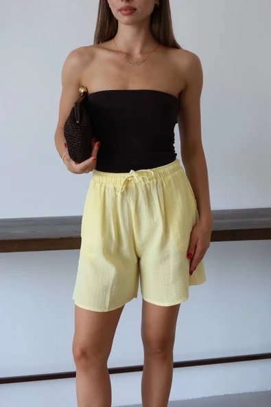 Müslin kumaş şort bağcıklı sarı pt ürün görseli 1