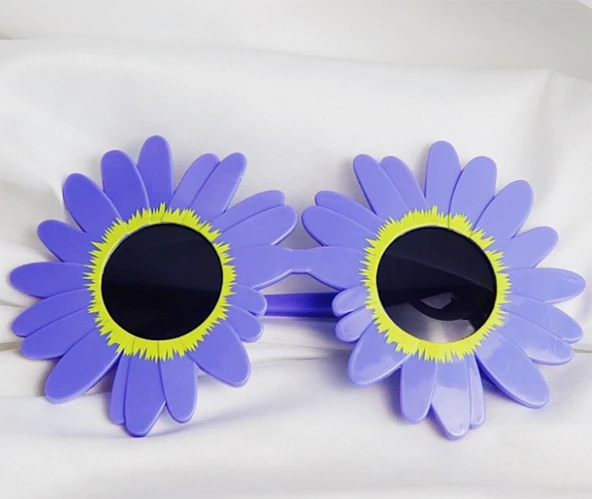 Mor Renk Papatya Şekilli Parti Gözlüğü 18x10 cm ürün görseli 1