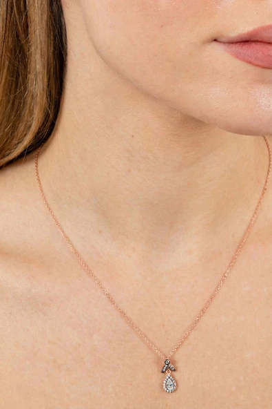 925 Ayar Gümüş Kolye Rose Gold Kaplama Elmas Montürlü Işıltılı Damla Kesim Zirkon Taşlı Kolye SGTL13229BEYAZ ürün görseli 1