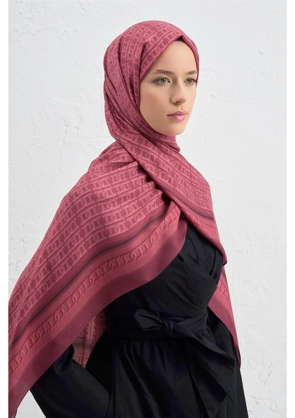 Armine İpek Tensel Monogram Şal  1 - Resim 4