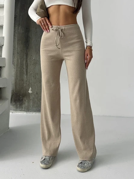 Fit comfort bej salaş pantolon ürün görseli 1
