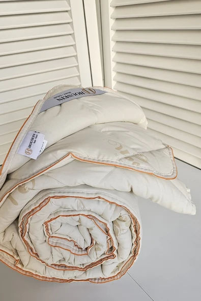housein Bedding Krem Tek Kişilik Biyeli Yün Yorgan ürün görseli 1