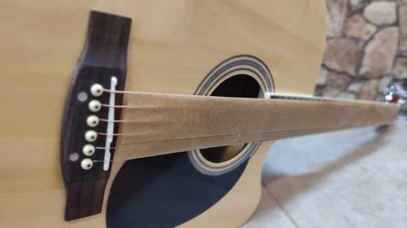 Akustik Gitar - Resim 4