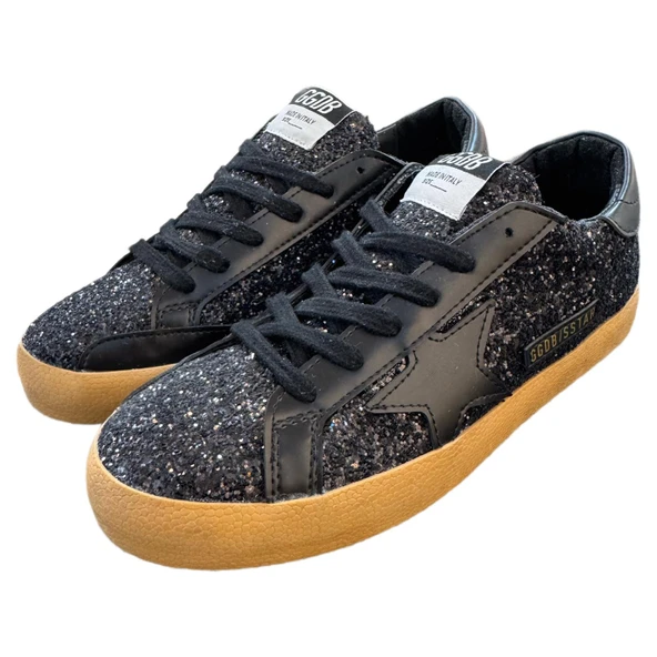 Golden Goose Deluxe Siyah Simli Kadın Ayakkabı ürün görseli 1