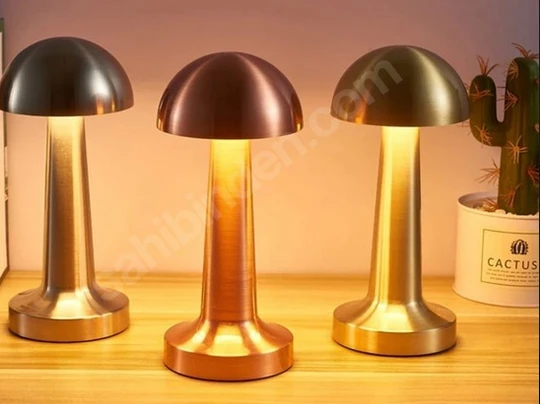 MASA LAMBASI MANTAR USB ŞARJLI DEKORATİF GOLD ürün görseli 1