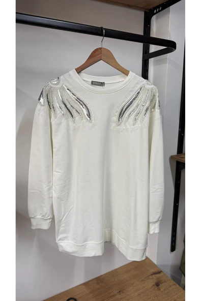 Leova Kadın Beyaz Omuz Payet Detaylı Uzun Kollu Sweatshirt ürün görseli 1