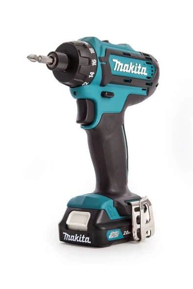 Makita DF033DWAE 12V Li Çift Akülü Vidalama Darbesiz Matkap ürün görseli 1
