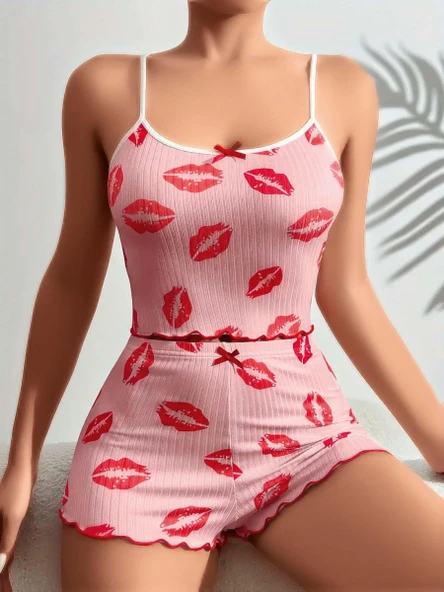 Pamuklu Kiss Öpücük Desen Pembe Şortlu Pijama Takımı ürün görseli 1