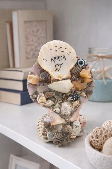 Kemer Temalı Deniz Kabuklu Dekoratif Biblo | El Yapımı Masa Üstü Ev & Ofis Dekoru (11x8 cm) ürün görseli 1