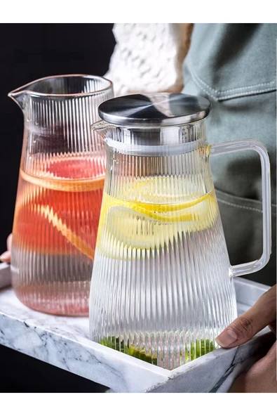 ERKUGO Paslanmaz Çelik Süzgeç Ve Vakumlu Kapak, Borosilikat Cam Sürahi (1900 ML) Origamicarafe ürün görseli 1