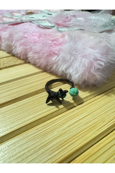 Siyah Kedi Top Figürlü Ayarlanabilir Reçine Çocuk Yüzük – Sevimli Karikatür Takı ürün görseli 1