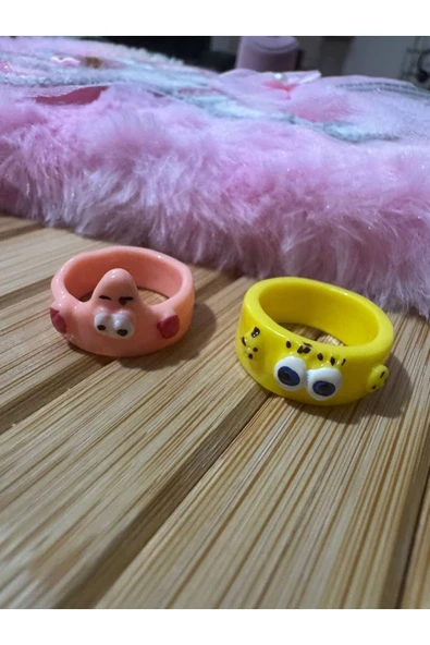 2'li Sevimli Karikatür Çocuk Yüzük Seti – Pembe & Sarı Reçine Sabit Ölçülü Yüzük ürün görseli 1