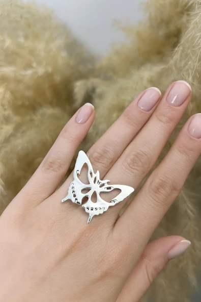 Gotik Kelebek Yüzük – Dönüşümün, Özgürlüğün ve Karanlık Zarafetin Simgesi ürün görseli 1
