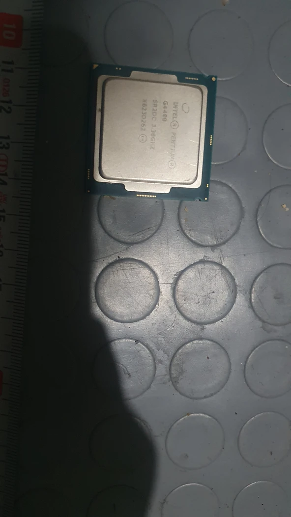 Intel pentium g4400 3.3 ghz islemci ürün görseli 1