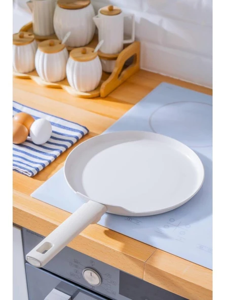 Acar Ultimate İndüksiyonlu Pro Dövme 26 cm Krep Tava BFT-07843 ürün görseli 1
