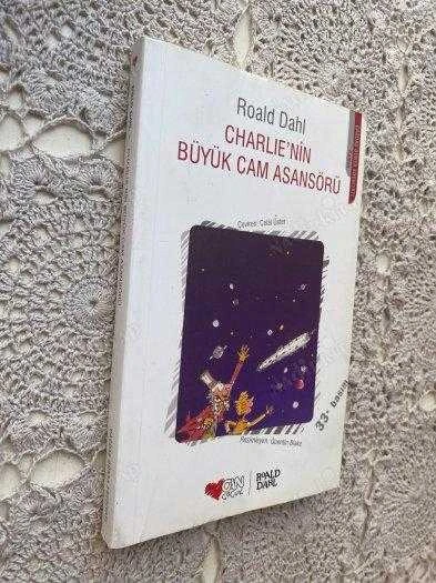 CHARLIE'NİN BÜYÜK CAM ASANSÖRÜ ürün görseli 1