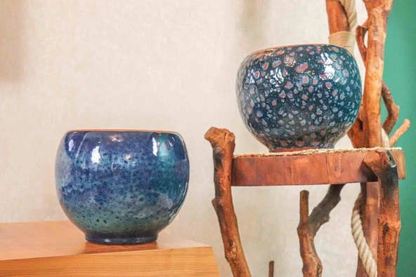 Bitki Tasarımı Okyanus Mavisi Ve Lacivert Şekilli Artistik Çift Sırlı İç Ve Dış Mekan Kullanımlı Toprak Terrakota Saksı Saksılık Salon Çiçeklik İkili Set ürün görseli 1