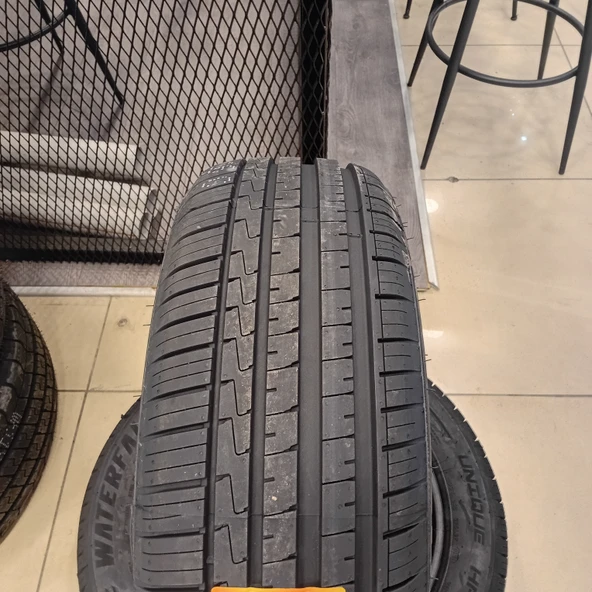 205 55 R16 94W XL - Resim 3