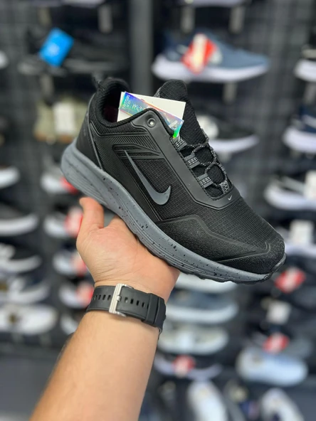 Nike Juniper Trail 1 Erkek Siyah Koşu Ayakkabı ürün görseli 1