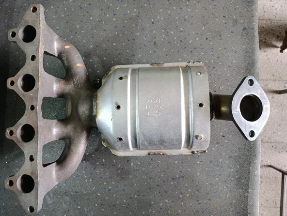 1300 -1500 Motorlar Hyundai Araçlar için Katalizör ürün görseli 1