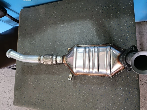 Renault Kango 2000-2005 model araçlar Katalizör ürün görseli 1