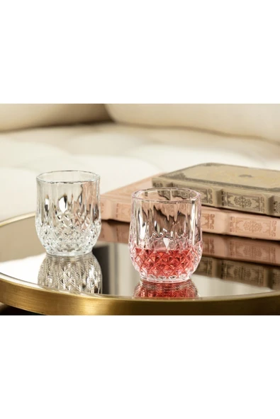 Madame Coco Audrey 4'lü Kısa Boy Likör Bardağı Seti 85 ml ürün görseli 1