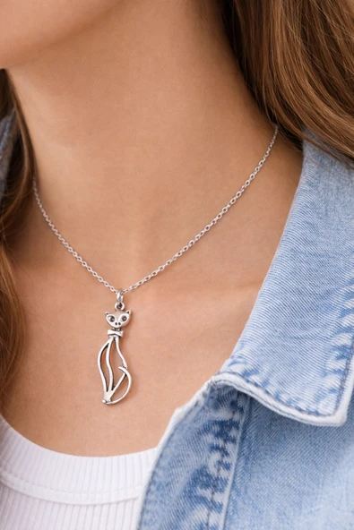 Zarif Kedi Figürlü Gümüş Renk Metal Tasarım Unisex Günlük Kolye ürün görseli 1