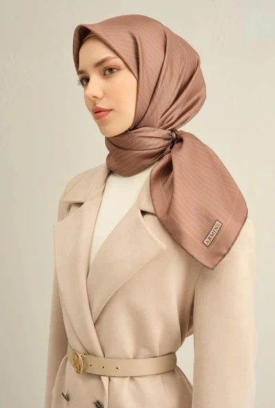ARMİNE SURA İPEK EŞARP 25YA9348-36 ürün görseli 1