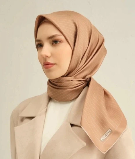 ARMİNE SURA İPEK EŞARP 25YA9348-83 - Resim 2