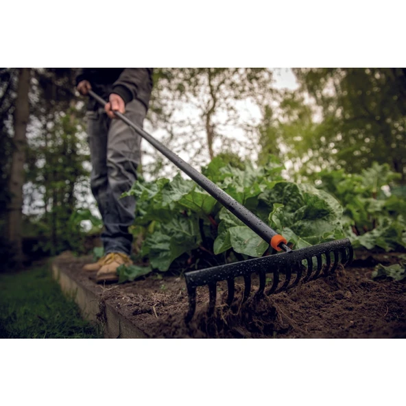 Fiskars 135715 Solid Bahçe Tırmığı - Resim 4