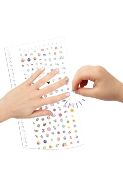 TOPModel Create Your Hand-Design Colouring Book - Resim 3