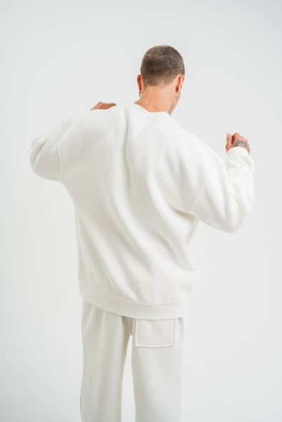Uzun Kol Bisiklet Yaka Basic SweatShirt - Beyaz - Resim 7